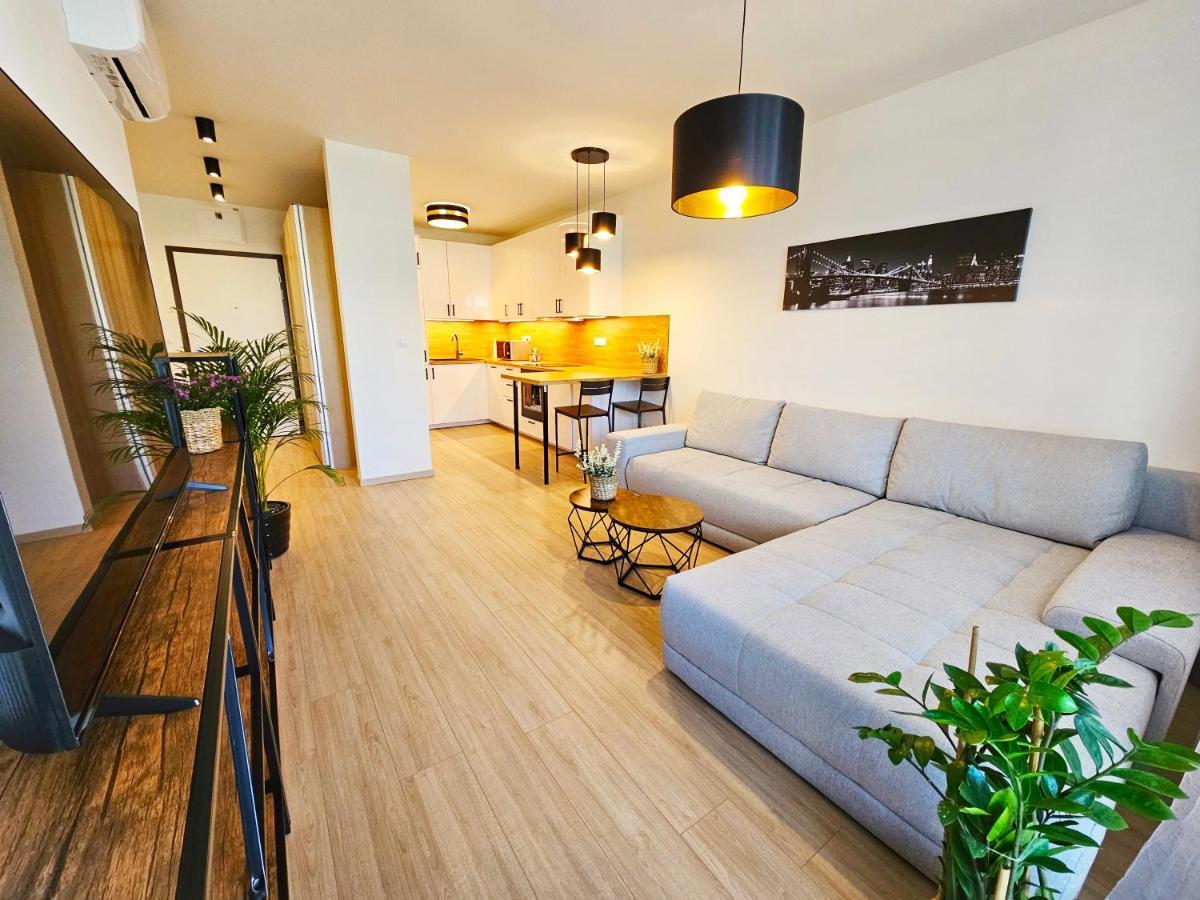 2 Room Apartment, New Building, Bosakova Street, 29 Bratislava Eksteriør billede