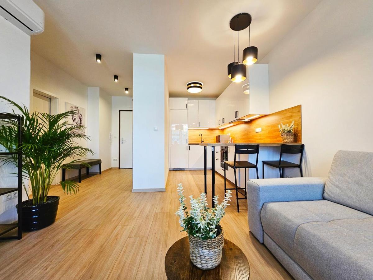 2 Room Apartment, New Building, Bosakova Street, 29 Bratislava Eksteriør billede